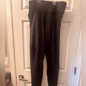 Zyia Light and Tight Black Leggings Size 14-16 28” Length